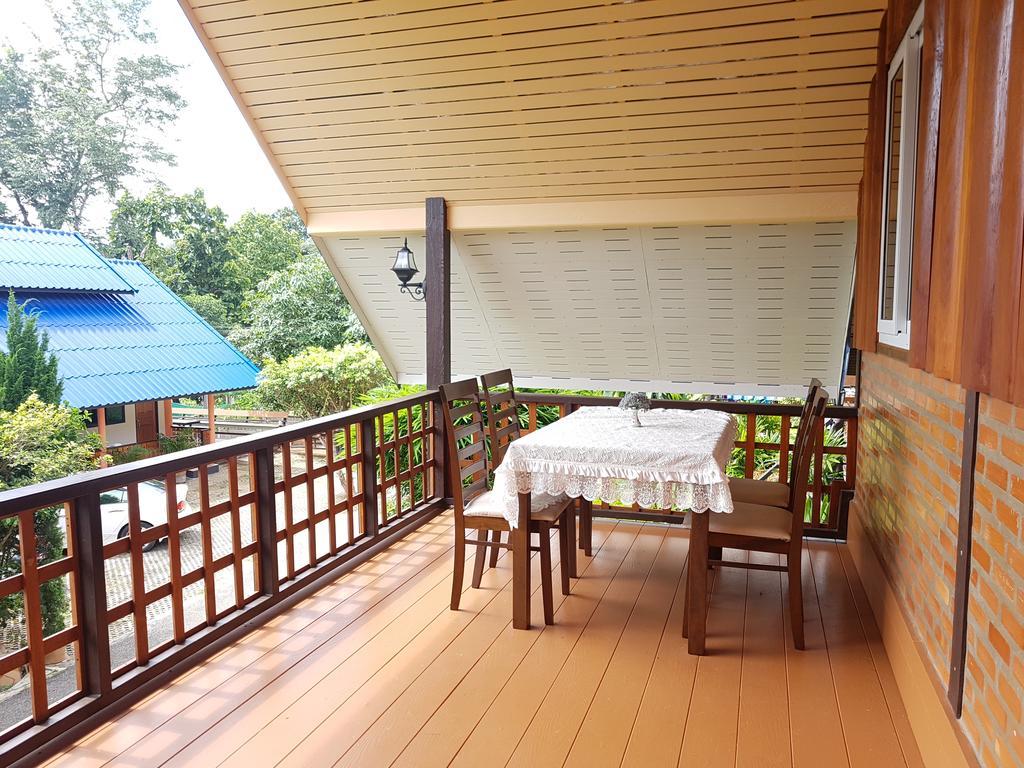 Ban Phumon Talang Resort Ban Mon Talaeng Exteriör bild