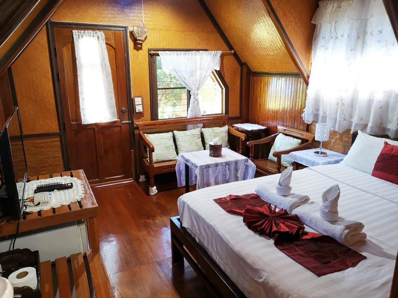 Ban Phumon Talang Resort Ban Mon Talaeng Exteriör bild