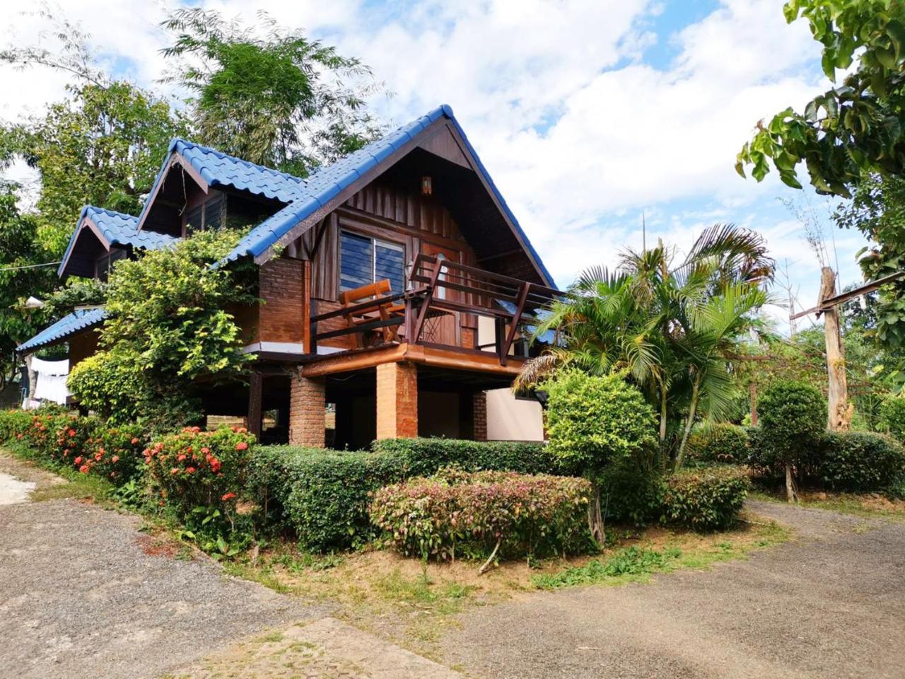 Ban Phumon Talang Resort Ban Mon Talaeng Exteriör bild