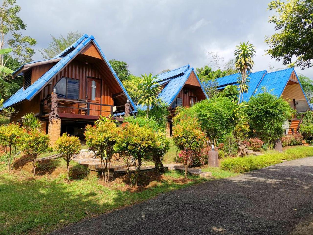 Ban Phumon Talang Resort Ban Mon Talaeng Exteriör bild