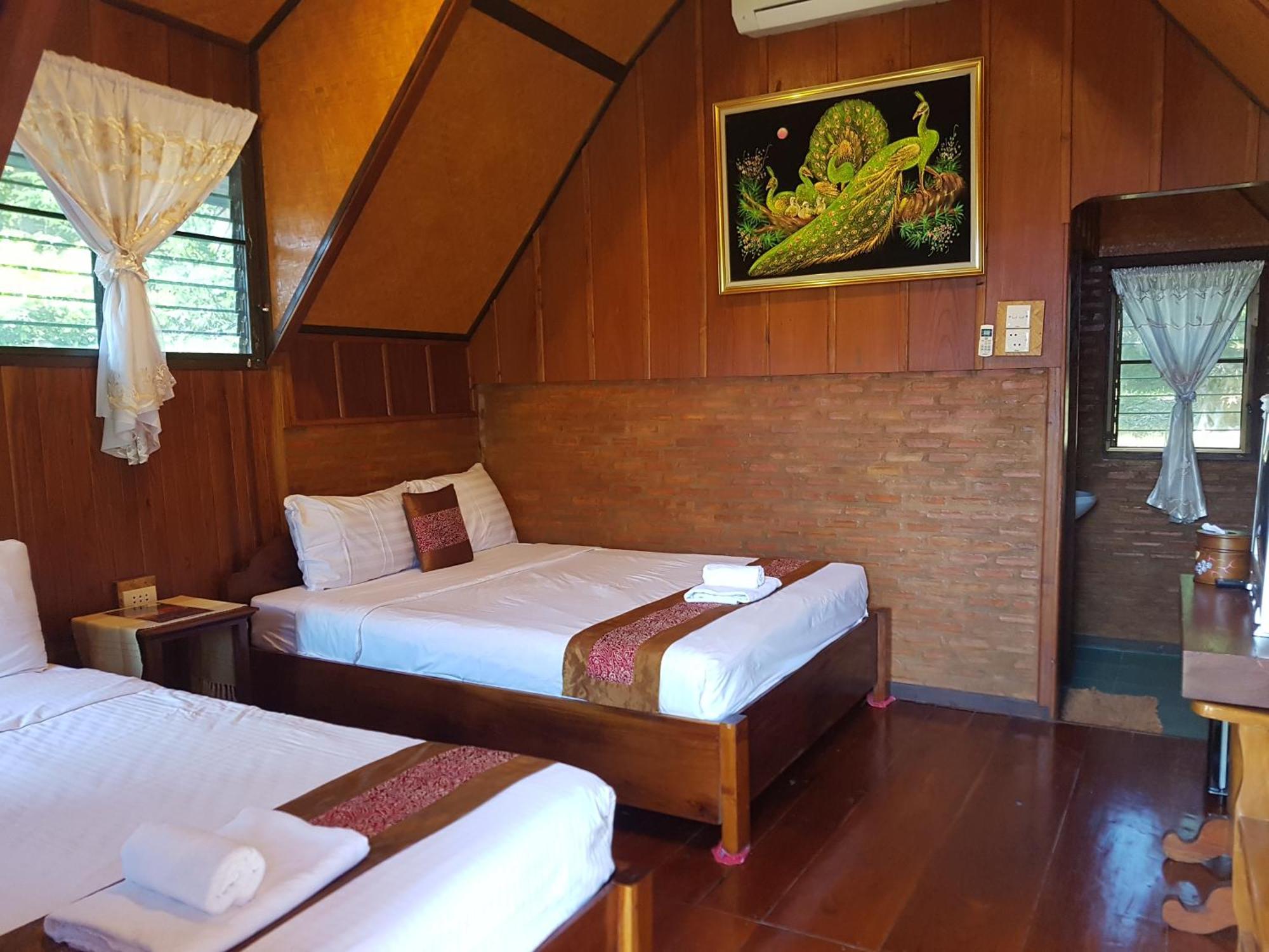 Ban Phumon Talang Resort Ban Mon Talaeng Exteriör bild
